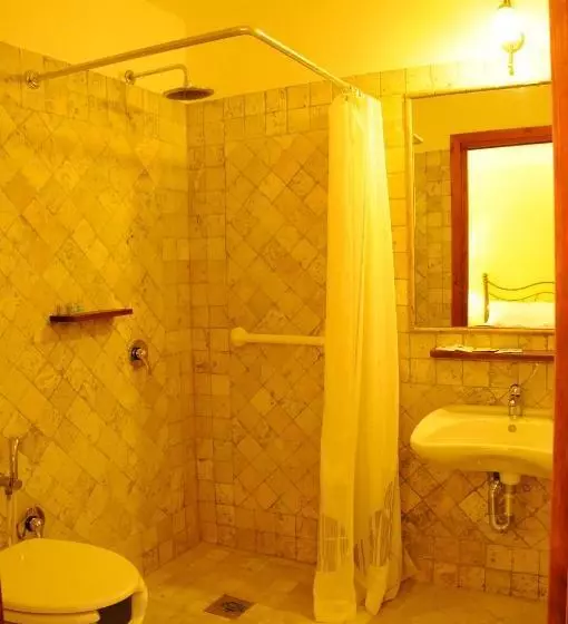 コンフォートルーム, La Casa Di Babbai