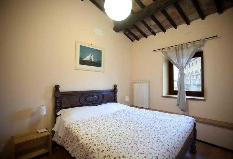 Полулюкс, La Soffitta E La Torre