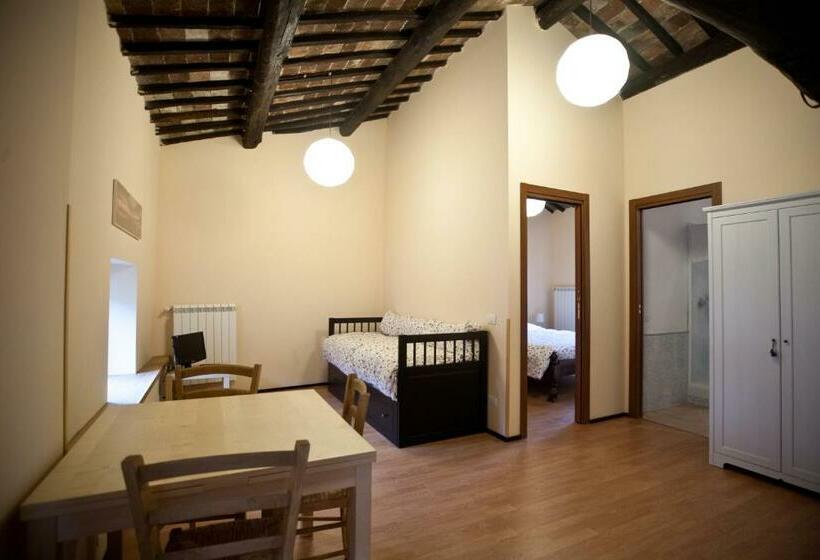 Полулюкс, La Soffitta E La Torre