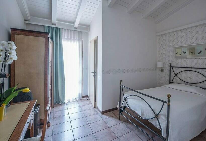 Номер Стандарт Индивидуальный, La Sosta