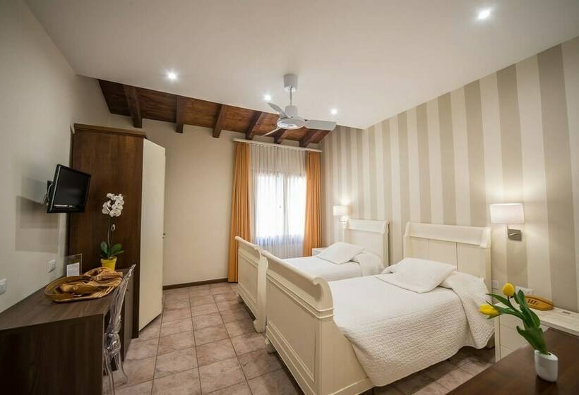 Номер Стандарт, La Sosta