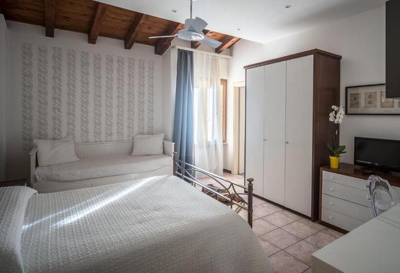 Номер Стандарт, La Sosta