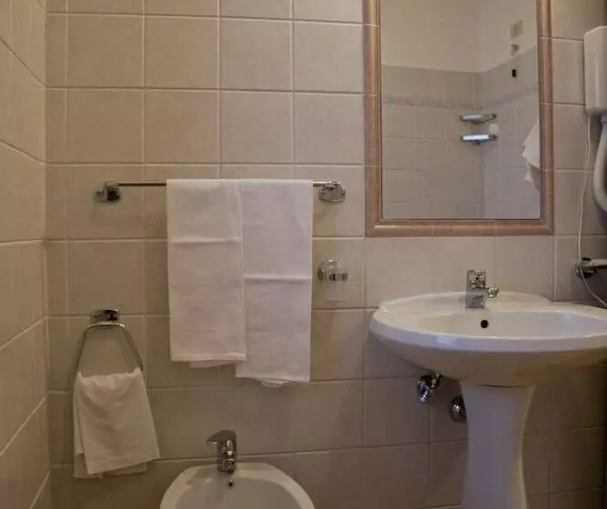 スタンダードトリプルルーム, Lh Albergo Il Paradiso