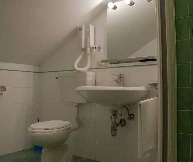 スタンダード４人部屋, Lh Albergo Il Paradiso