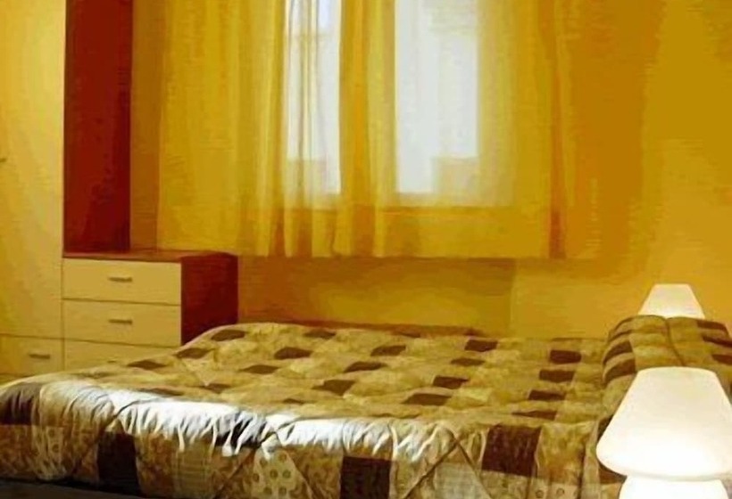 标准单人间, Mignon Posta