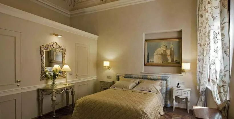 اتاق استاندارد, Palazzo Carletti