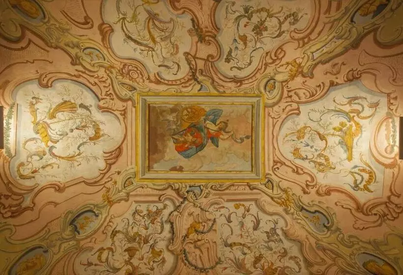 سوییت لوکس, Palazzo Carletti