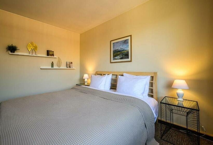 اتاق استاندارد, More