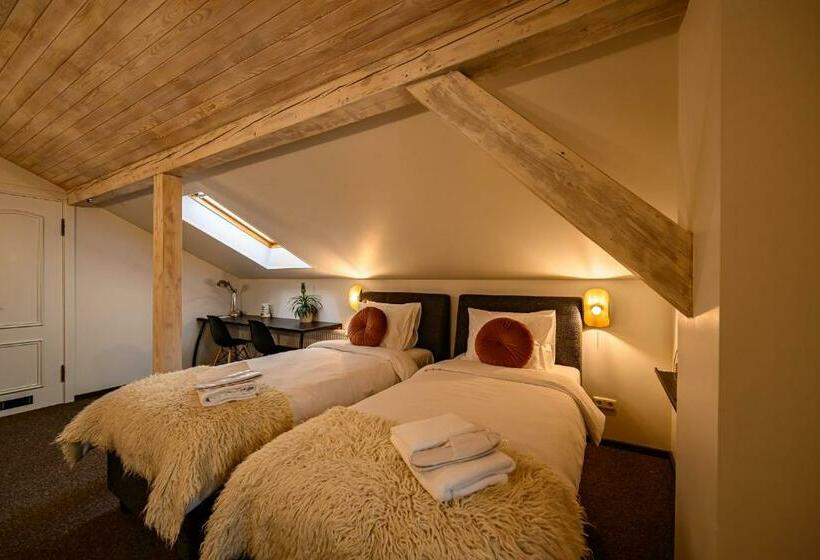 اتاق استاندارد, More