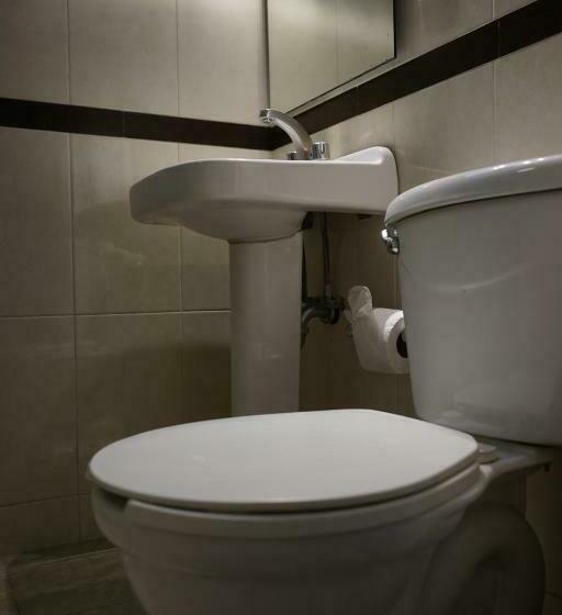 スタンダードルーム, Principal