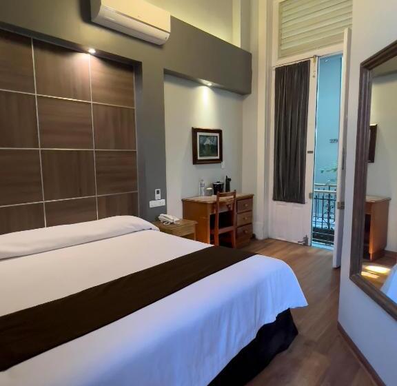 キングサイズベッドのスタンダードルーム, Principal