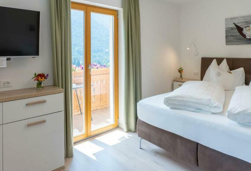 דירת שני חדרים, Residence Töglhof