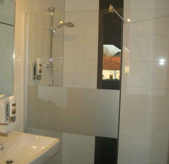 スタンダードルーム, Restaurant Roerdalen