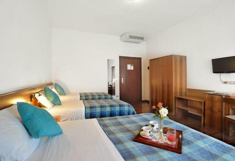 חדר משפחתי, Ristorante Dante