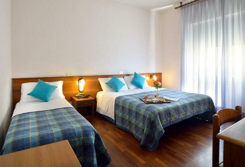 חדר סטנדרט לשלושה, Ristorante Dante