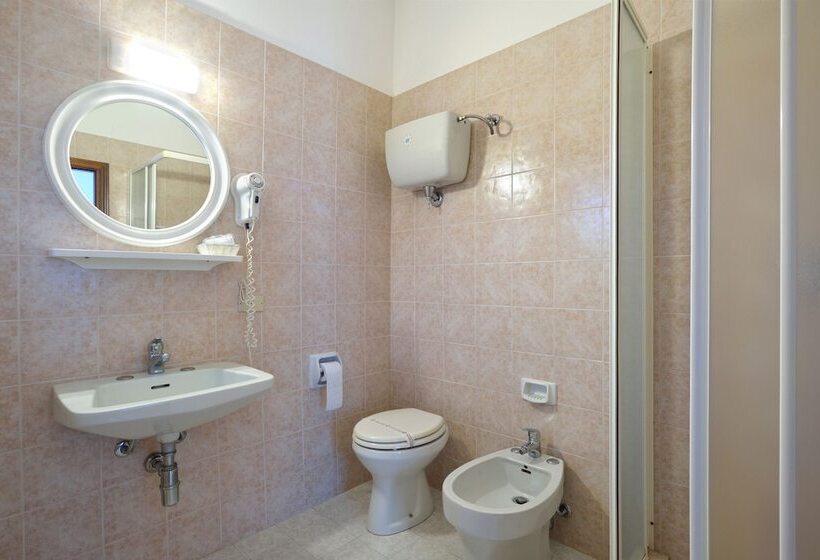 חדר אקונומי, Ristorante Dante