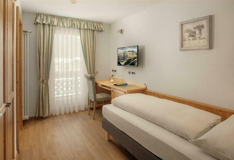 غرفة قياسية فردية مزودة بشُرفة, Villa Eden