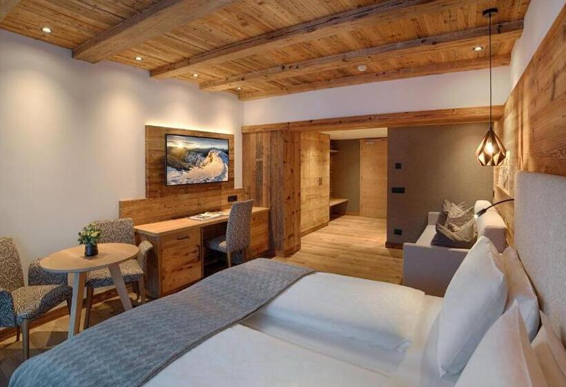 غرفة ديلوكس مزودة بشرفة, Villa Eden