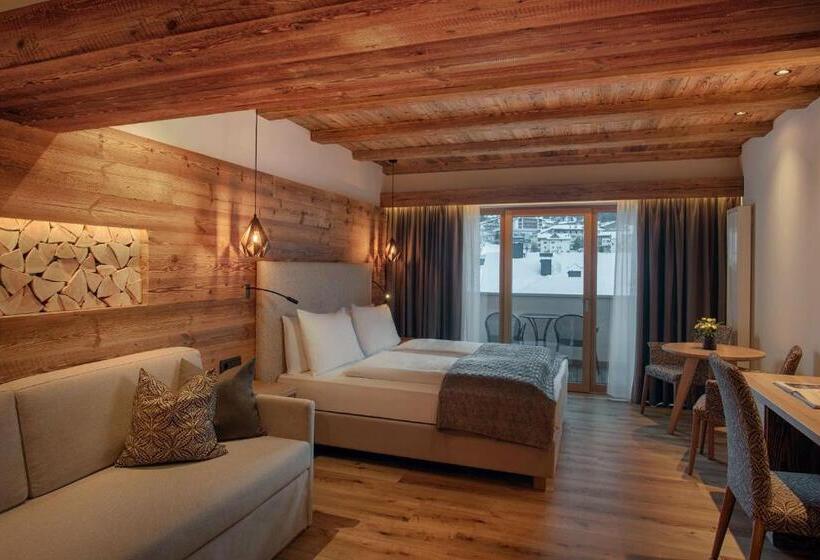 غرفة ديلوكس مزودة بشرفة, Villa Eden