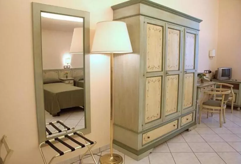 اتاق استاندارد سه نفره, Villa Santa Margherita B&b