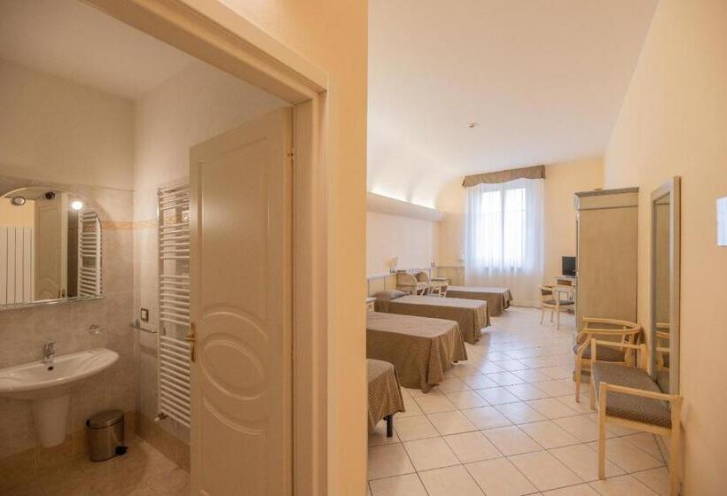 اتاق سوپریور چهار تخته, Villa Santa Margherita   B&b