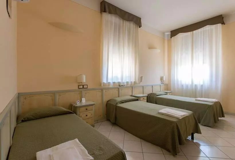 اتاق سوپریور سه تخته, Villa Santa Margherita B&b