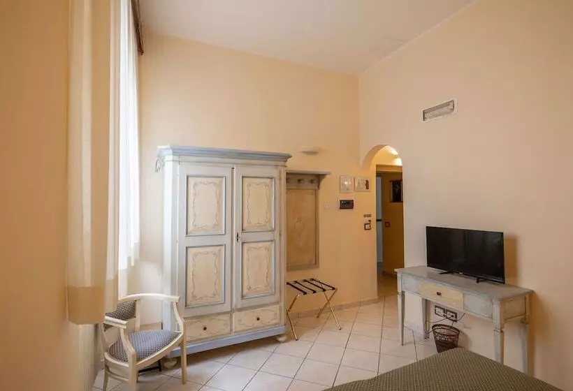 اتاق سوپریور چهار تخته, Villa Santa Margherita B&b