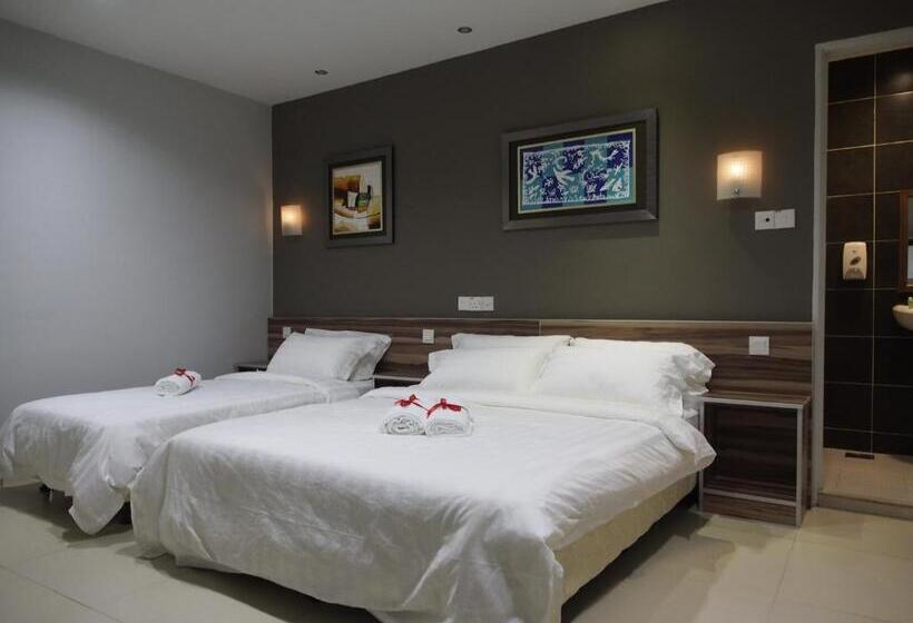 غرفة سوبيريور ثلاثية, One Avenue Hotel, Balakong