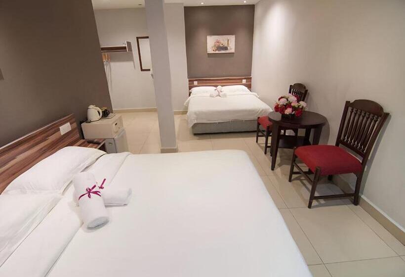 غرفة سوبيريور رباعية, One Avenue Hotel, Balakong