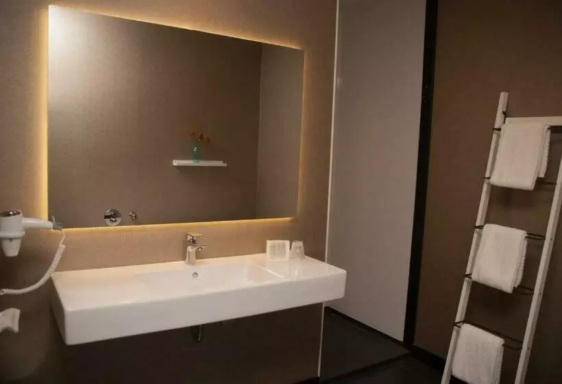 コンフォートルーム, Van Der Valk Hotel Veenendaal