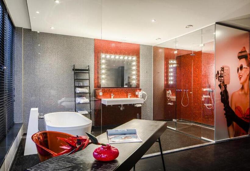 Люкс, Van Der Valk Hotel Veenendaal