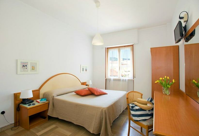 Трежместный Номер Economy, Bacco Rooms And Breakfast