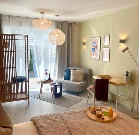 غرفة قياسية سرير كينج لذوى الإحتياجات الخاصة, Bistro Europa