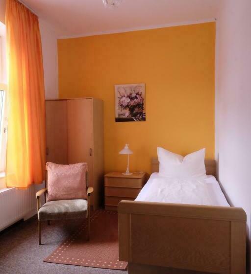 חדר סטנדרט יחיד, Grüner Kranz