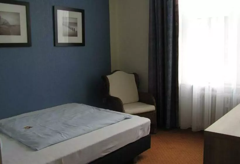 スタンダードルーム, Landhotel Alte Schule   Hotel Garni
