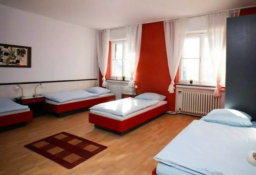 Standard Neljän Hengen Huone, Nordseehostel Am Bahnhof