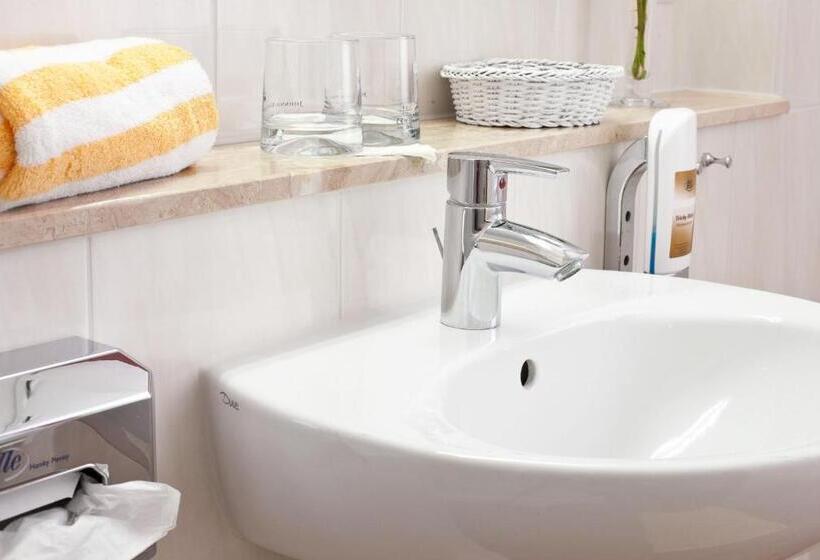 标准单人间, Pension Am Schwanenteich