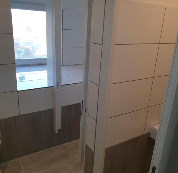 Трехместный Номер Стандарт Совместная Ванная, Pension Citytravel