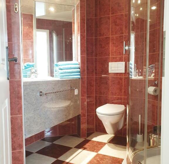 חדר קלאסי לשלושה, Pension Giesserstrasse Leipzig