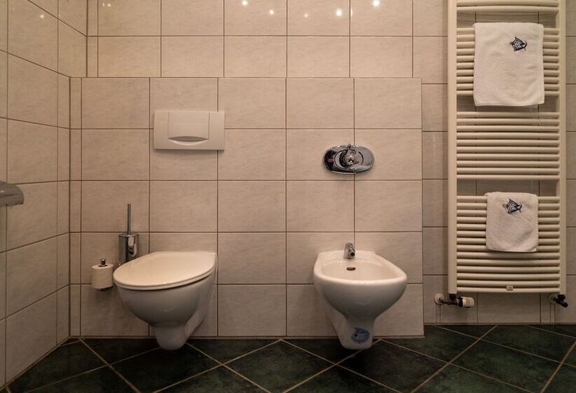 컴포트 룸, Westhoff