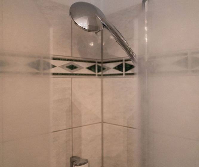 컴포트 룸, Westhoff