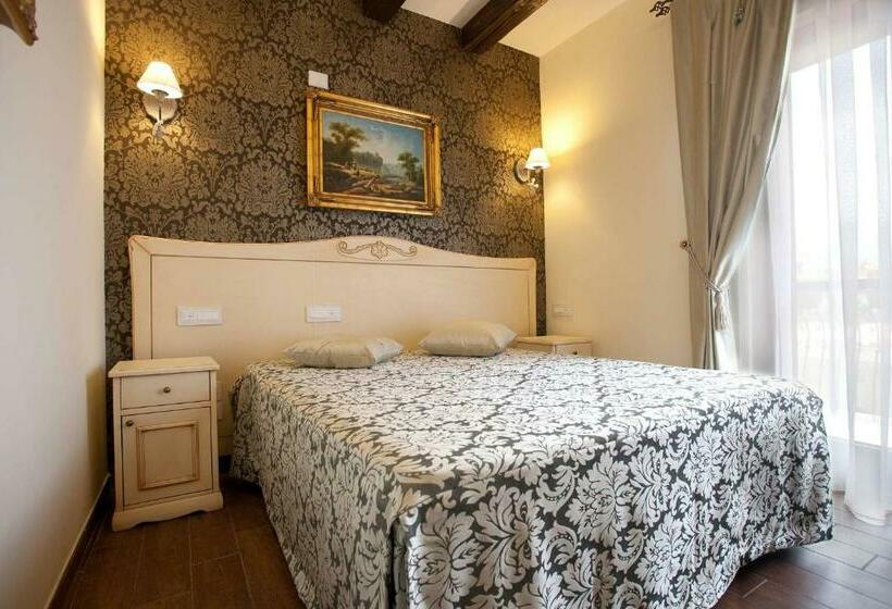 غرفة قياسية, Villa Clementina