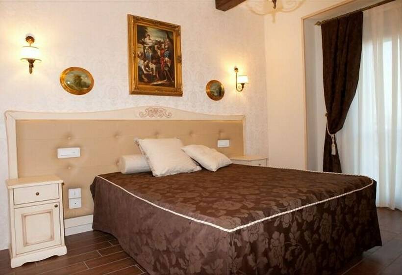 غرفة قياسية, Villa Clementina