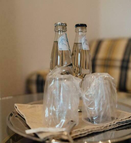 컴포트 룸, Westhoff