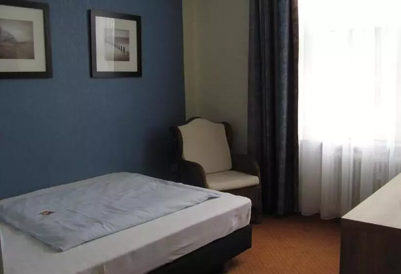 コンフォートシングルルーム, Landhotel Alte Schule   Hotel Garni