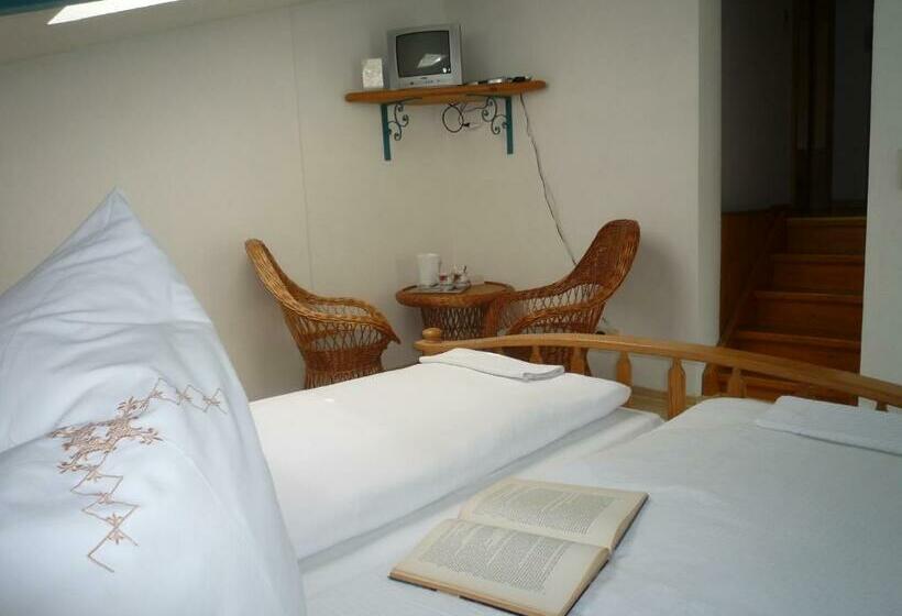 Номер Стандарт, Biozertifiziertes Hotel Höpfigheimer Hof Mit Wein Shop