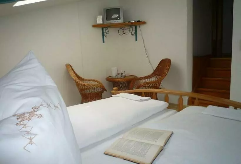 スタンダードルーム, Biozertifiziertes Hotel Höpfigheimer Hof Mit Wein Shop