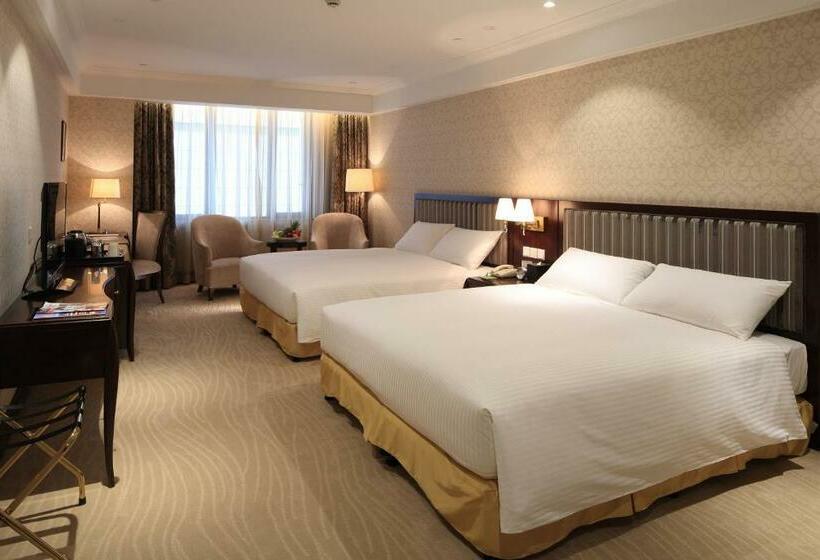 Quarto Familiar Deluxe, Evergreen Laurel Hotel, Shanghai