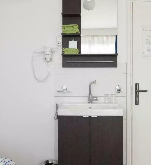 バルコニー付きスタンダードルーム, Bed&breakfast Aan Strand
