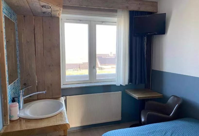 バスルーム共有のシングルスタンダード, Bed&breakfast Aan Strand